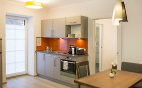 Holiday Apartments By Das Gruene Hotel Zur Post - 100 % Bio & Villa Ceconi